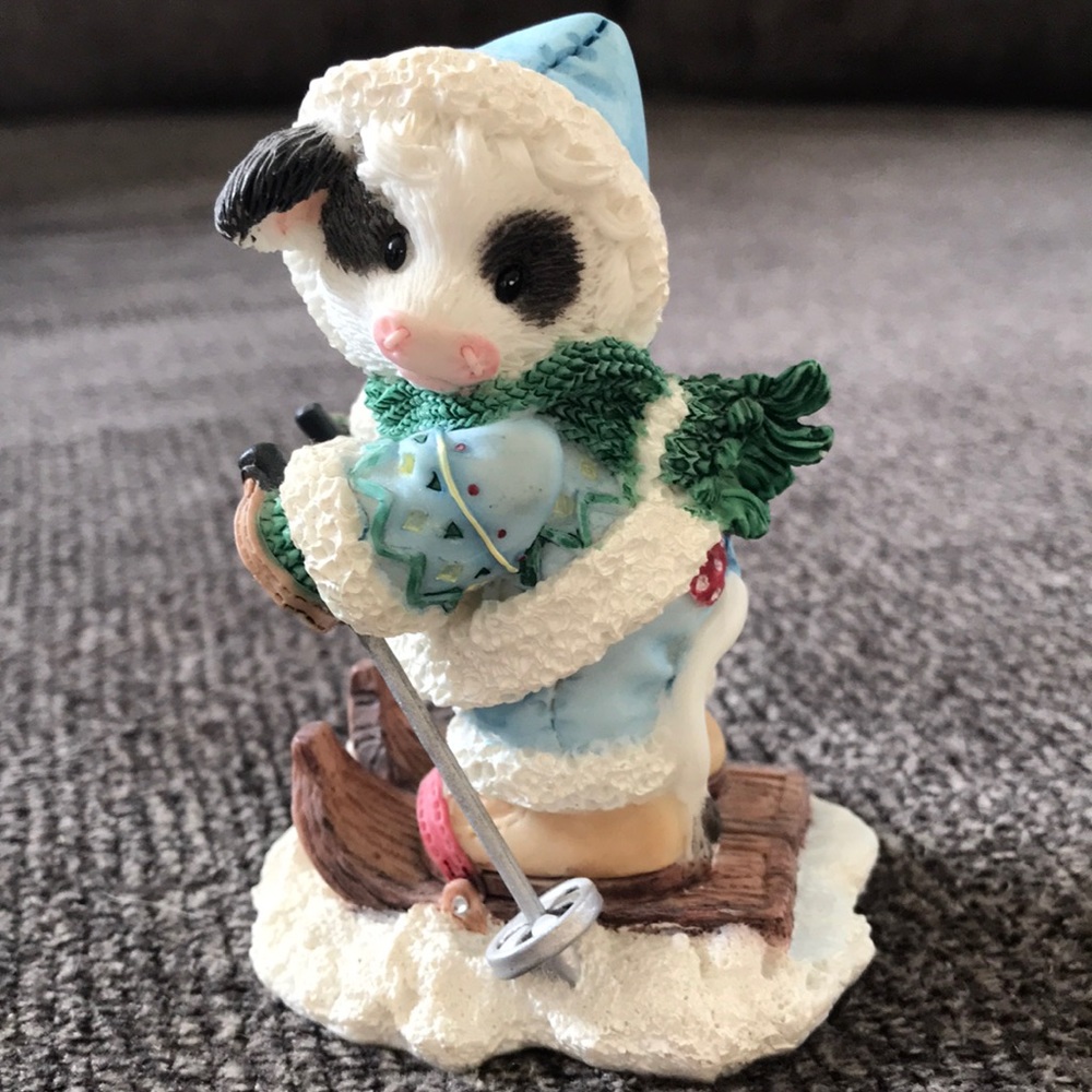 3/$25   Mary’s Moo Moos-January “Ski Moo Later”